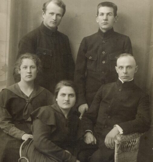 Vieno eksponato istorija: atestatas Julijai Paltarokaitei