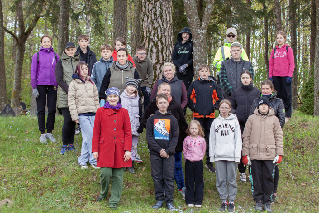 Tvarkydami apleistus kapus puoselėjame istorinę atmintį