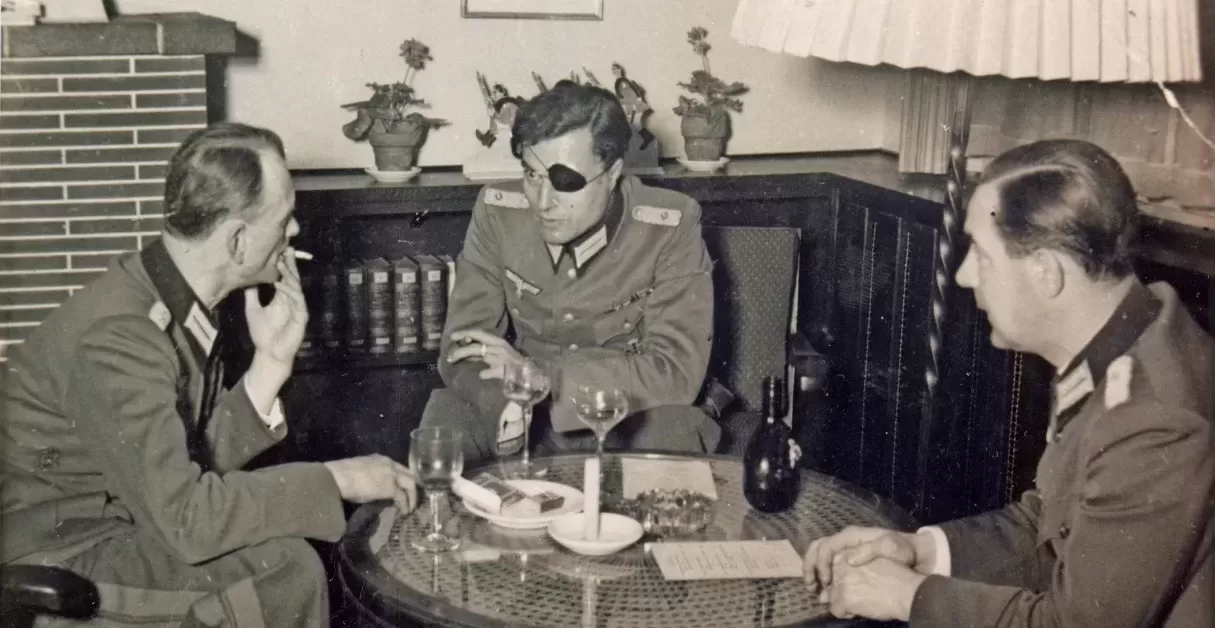 Kaip susiklostė grafo C. von Stauffenbergo, vadovavusio nepavykusiam pasikėsinimui į A. Hitlerį, šeimos likimas?