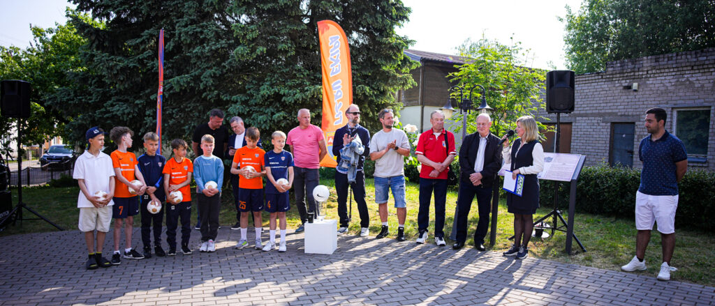 Legendų pėdomis: paroda apie Gargždų futbolo istoriją