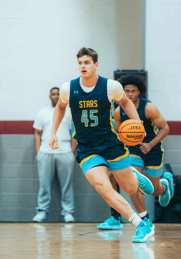 Su krepšinio kamuoliu – į kitą Atlanto pusę