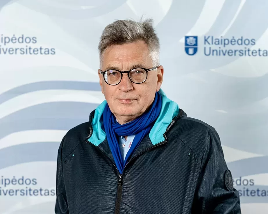 Grobuonys ir pūkuotukai džiunglėse