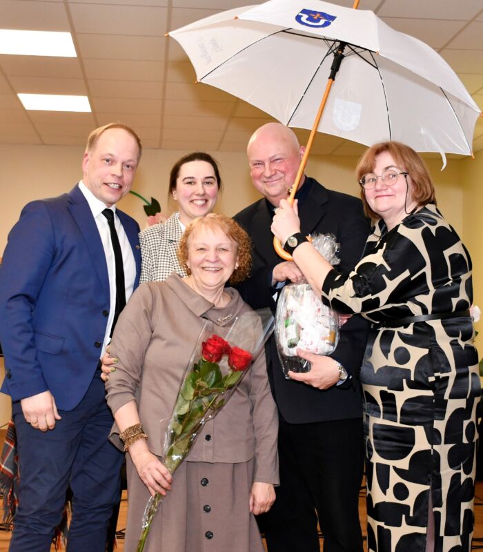 Kaunatavos bendruomenės obelis jau duoda vaisių