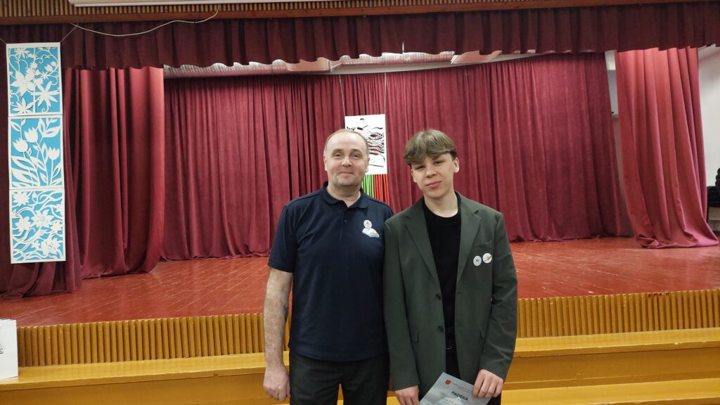 „Vaivorykštės“ gimnazijoje – meninio žodžio šventė