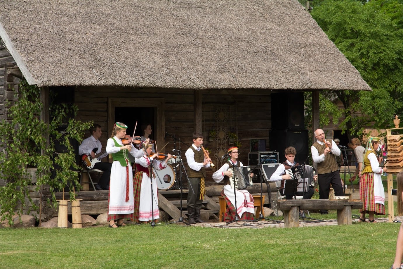 Sekminės – ne tik karvėms ir piemenims